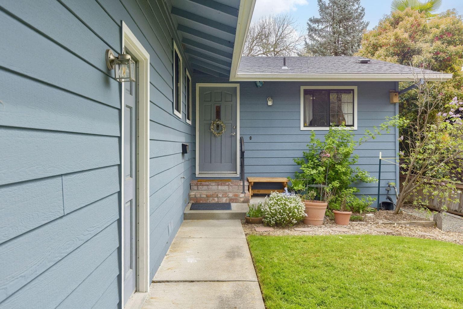 Photo of 1335 Prospect 2 of 41