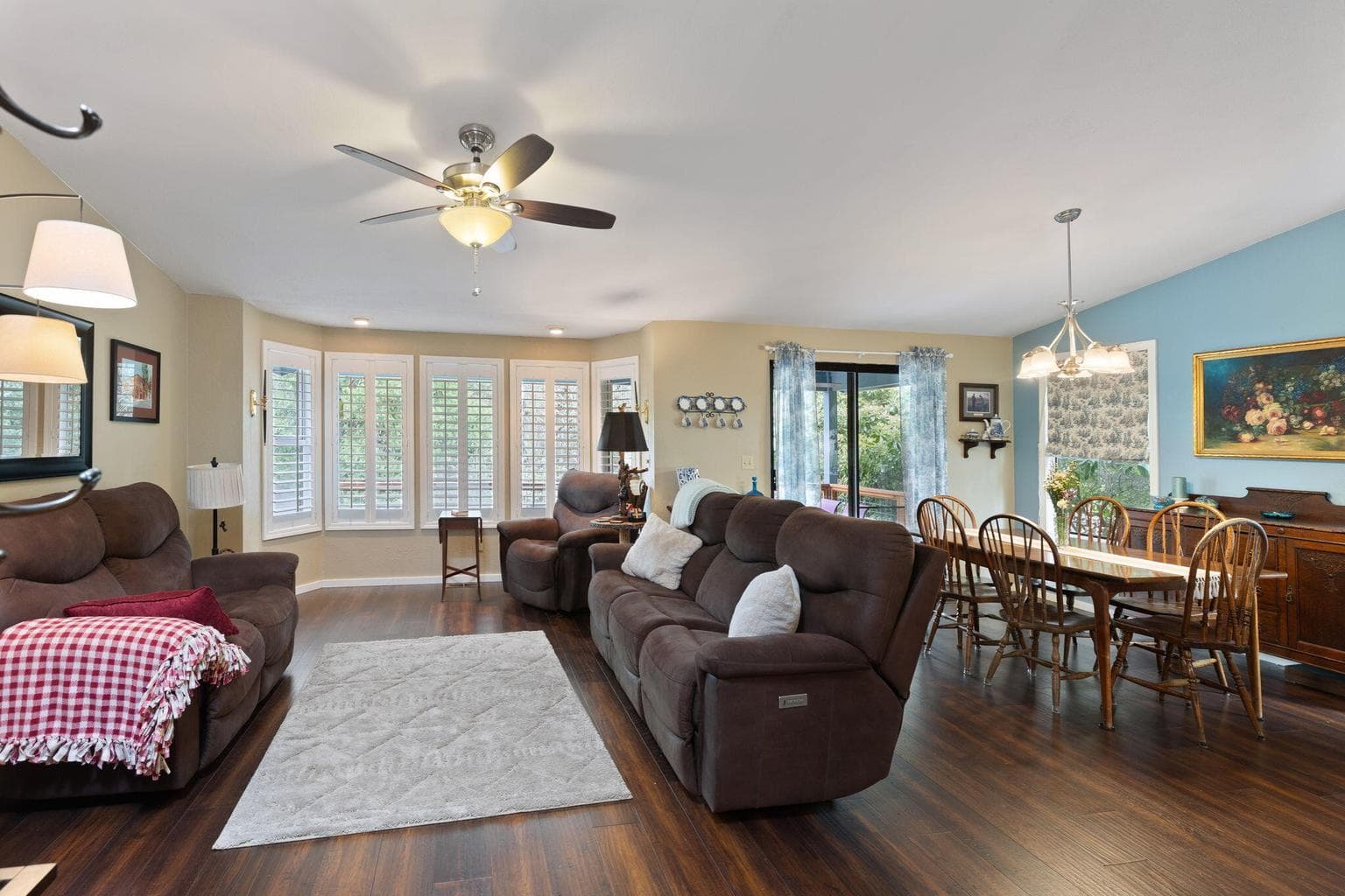 Photo of 1335 Prospect 4 of 41