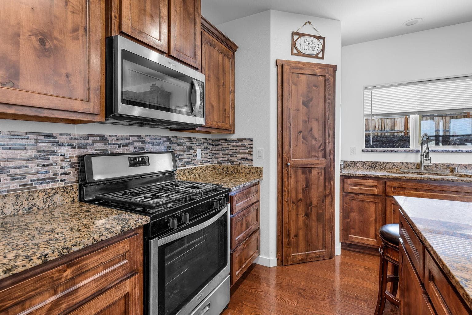 Photo of 500 SE Segoviano Court 7 of 18