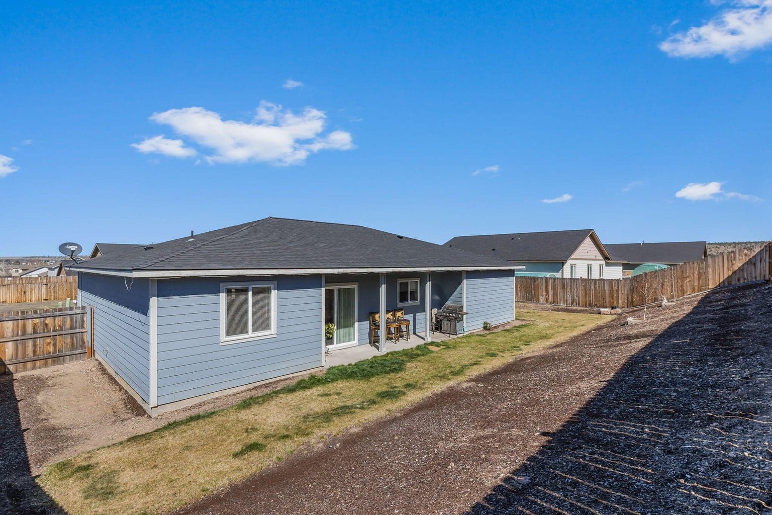 Photo of 500 SE Segoviano Court 14 of 18