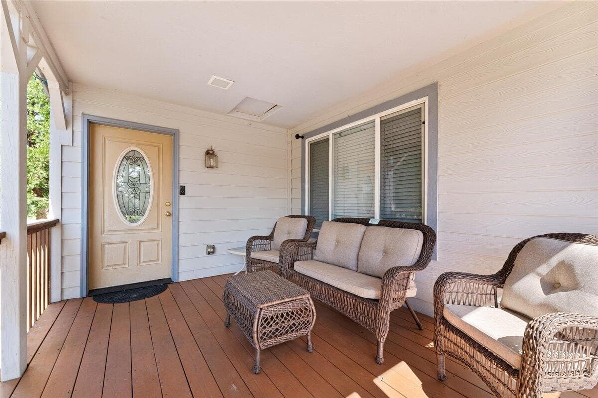 Photo of 525 Templin 4 of 48