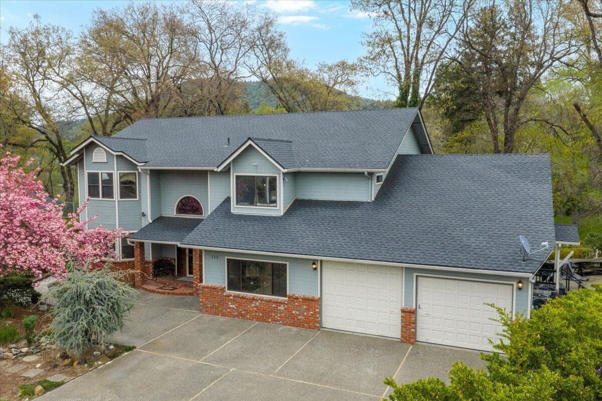 113 Walnut