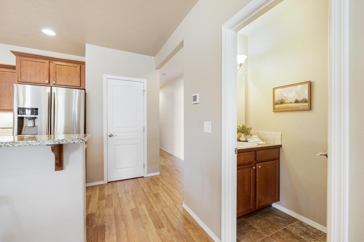 Photo of 840 N Hindeman Street 11 of 35