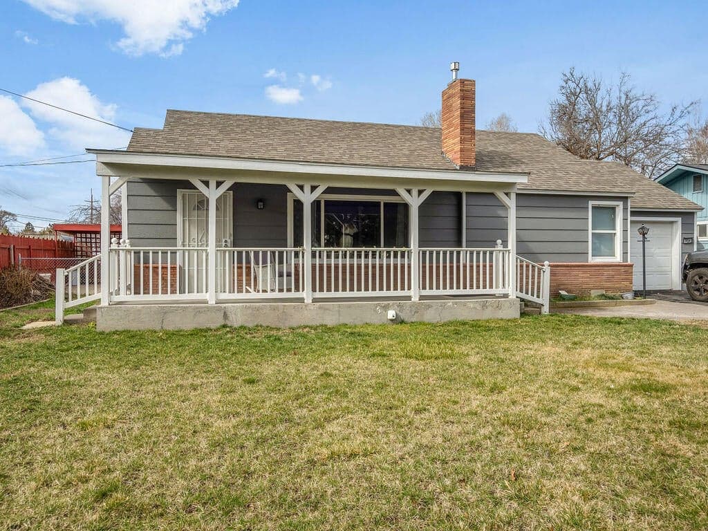 3854 Summers, Klamath Falls, 97603