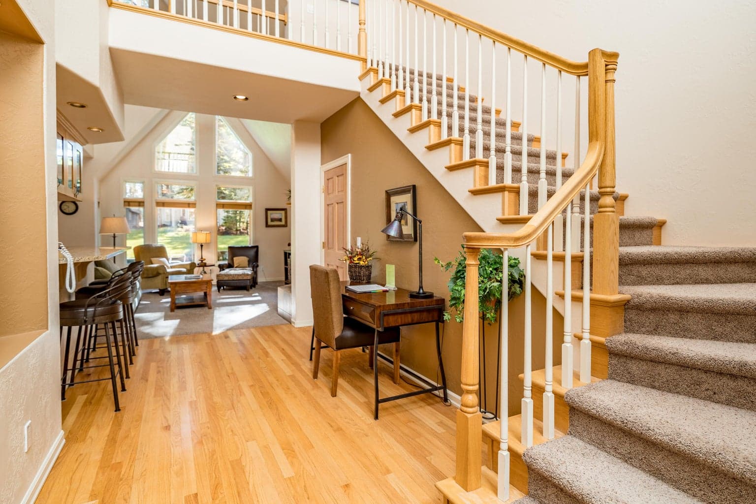 Photo of 56994 Peppermill 4 of 18