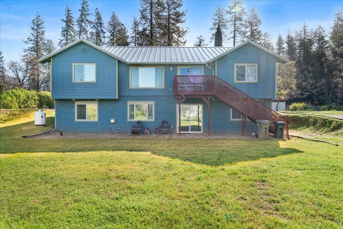 Photo of 649 Pleasant Valley 5 of 57