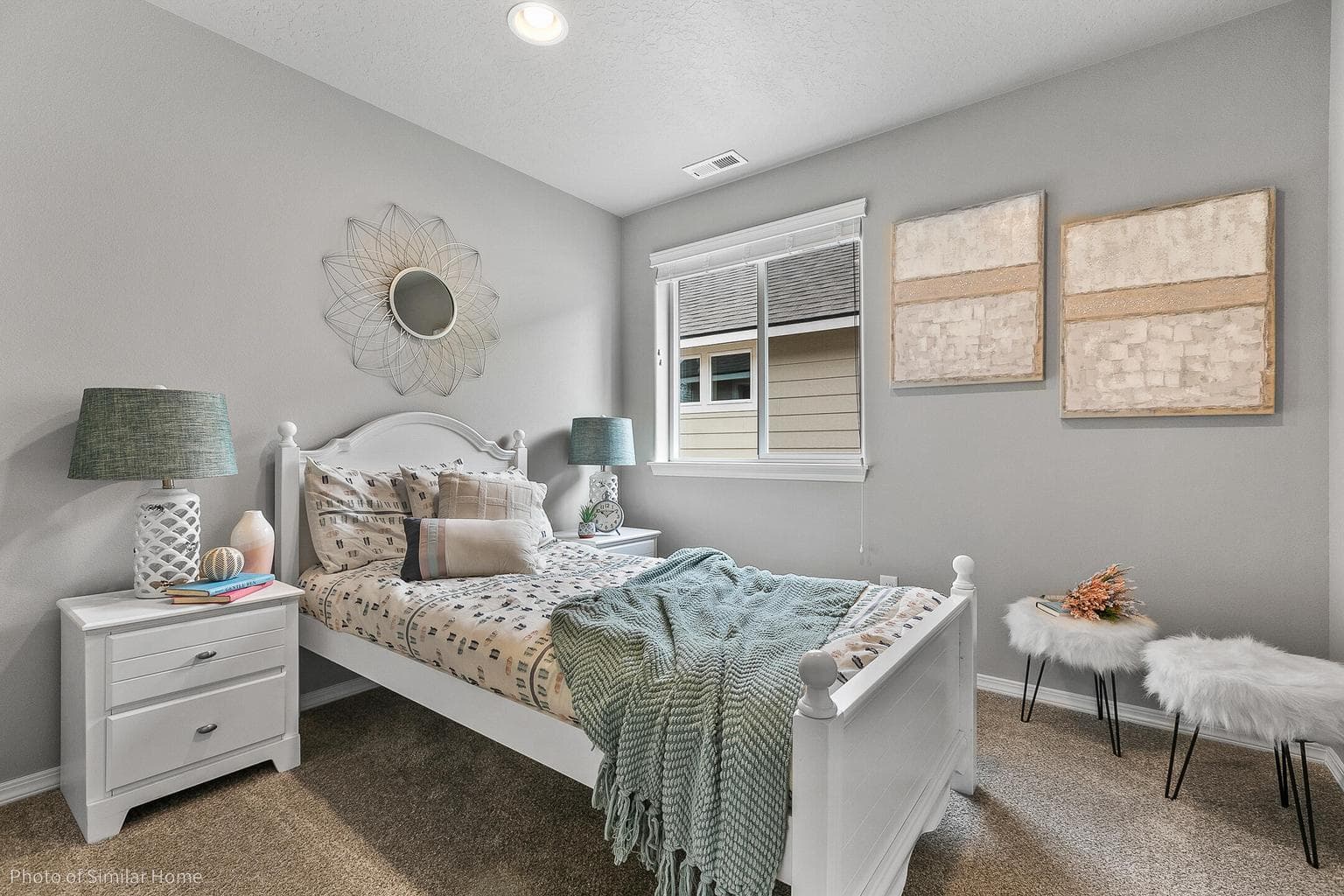 Photo of 2822 NW Sterling Drive 12 of 15