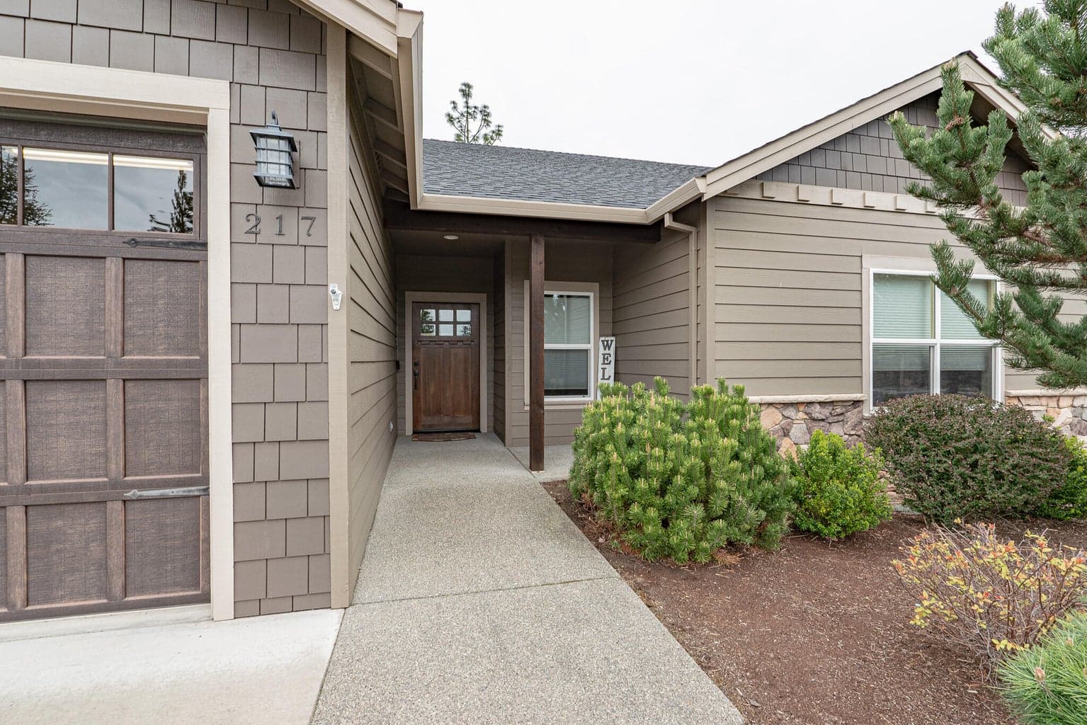 Photo of 217 White Oak 4 of 38