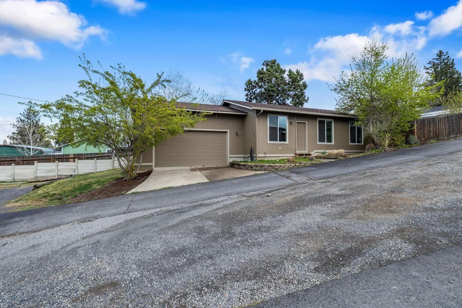 Photo of 1331 Butler Market 1 of 28