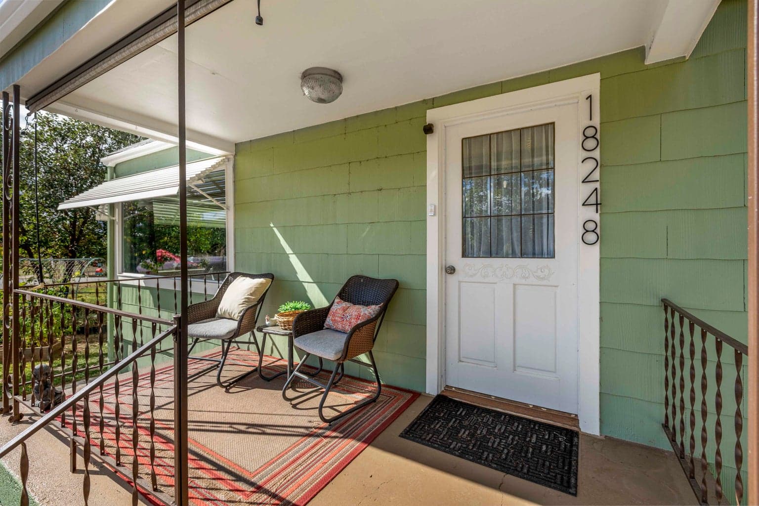 Photo of 18248 Redwood 4 of 75