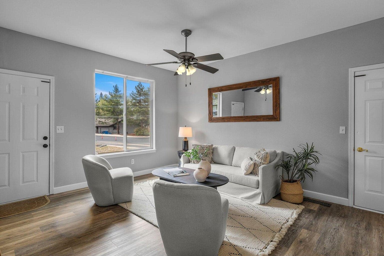 Photo of 1331 Butler Market 5 of 28
