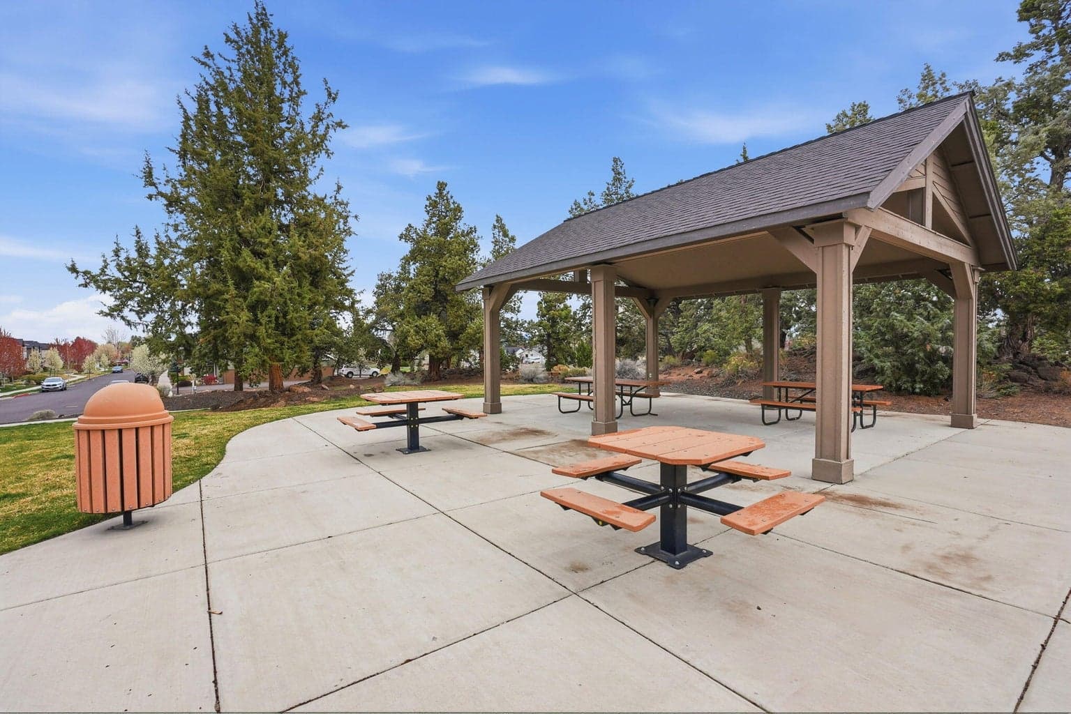 Photo of 3249 SW 28th Street 36 of 36