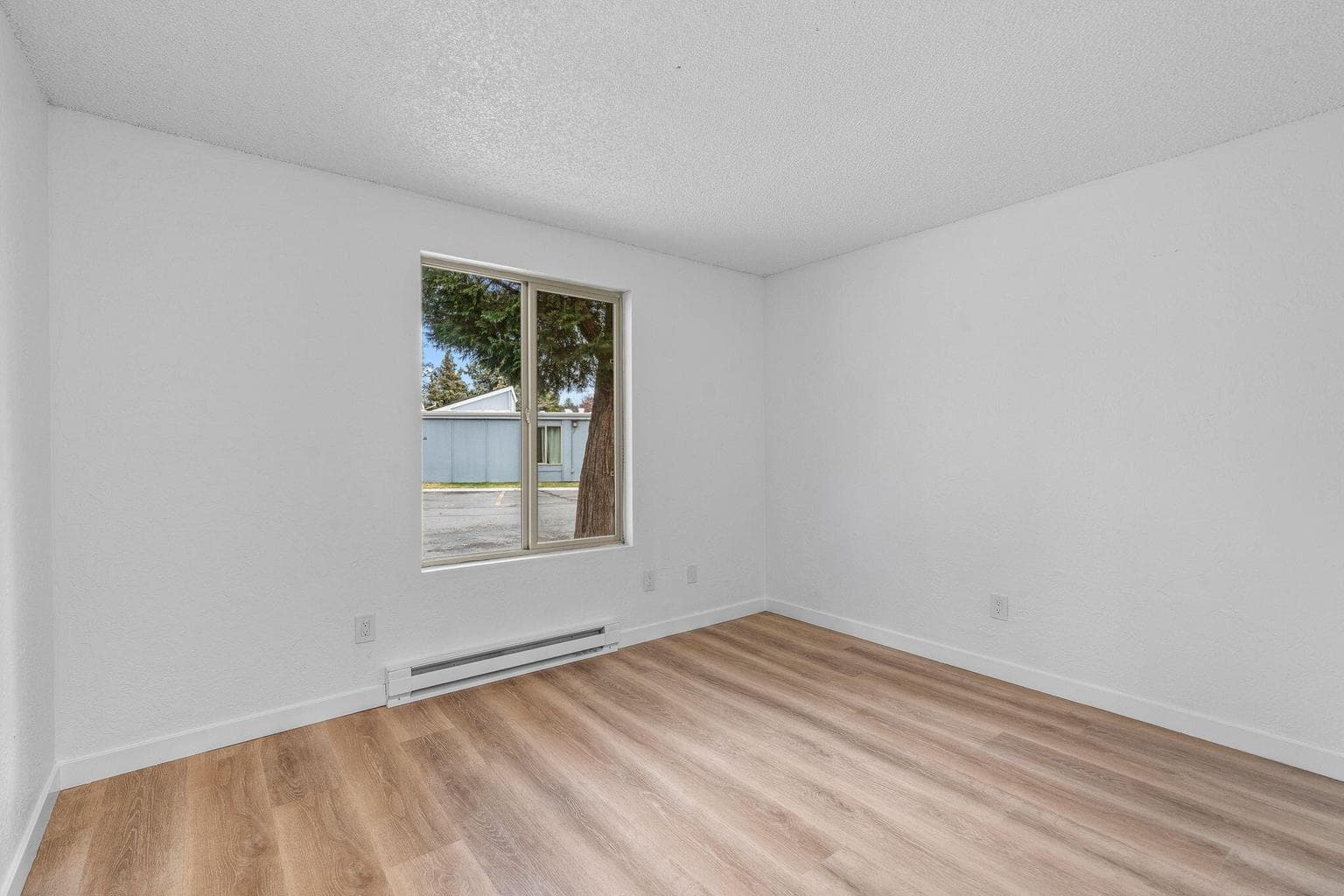 Photo of 1700 NE Wells Acres 17 of 24