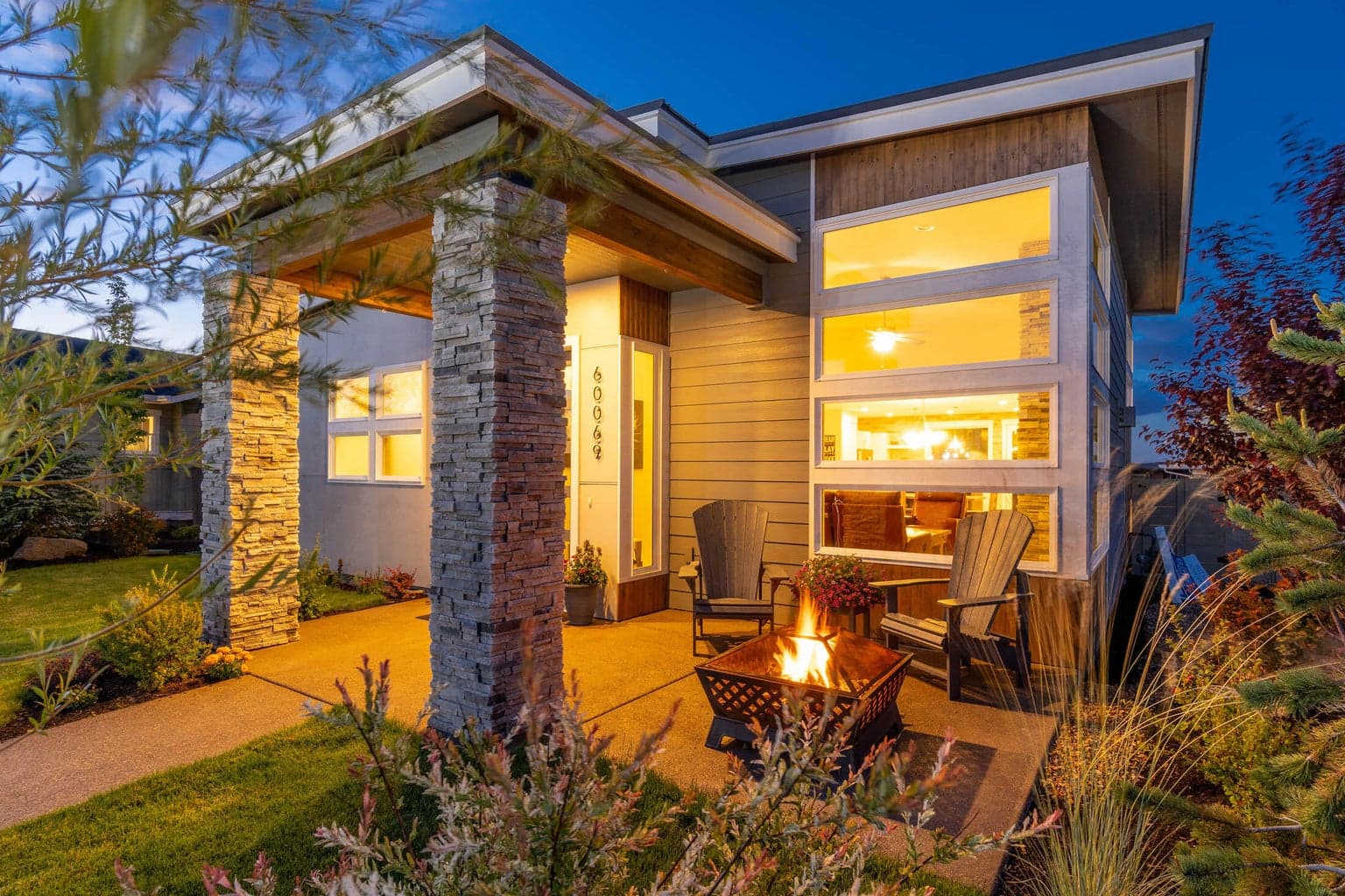 Photo of 60069 Ruby Peak 2 of 34
