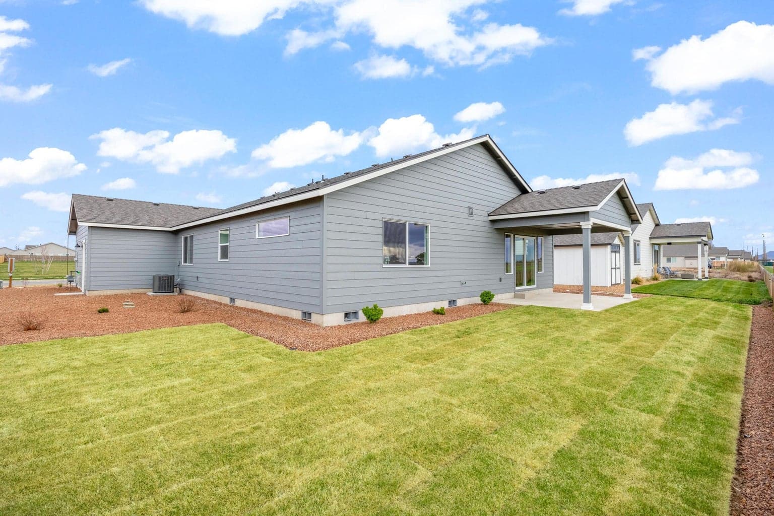 Photo of 1256 NW Fairway Road 26 of 31