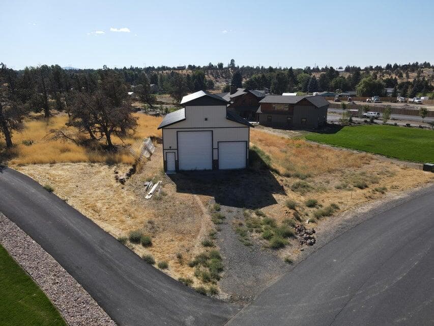 4177 39th, Redmond, 97756