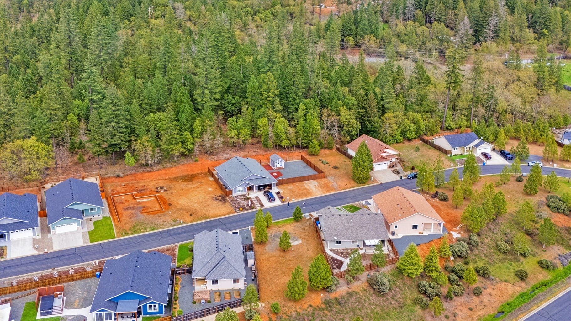 Photo of 320 Cedar Ridge 5 of 7