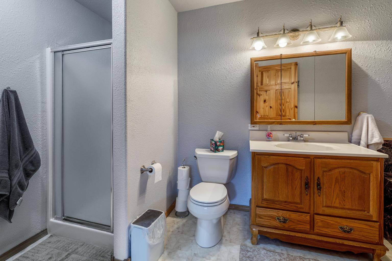 Photo of 16051 Leona Lane 22 of 37