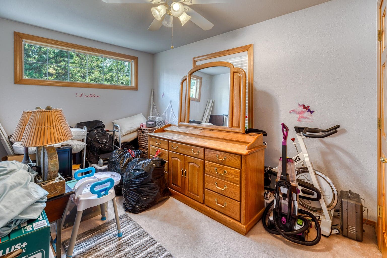 Photo of 16051 Leona Lane 27 of 37
