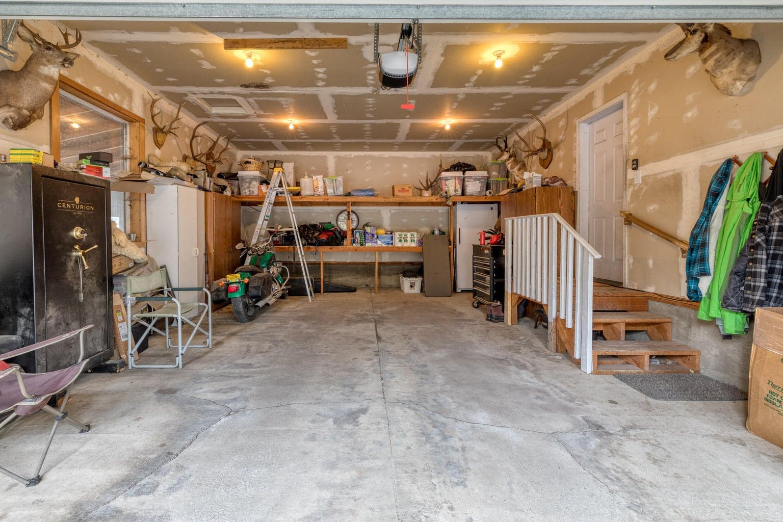 Photo of 16051 Leona Lane 29 of 37
