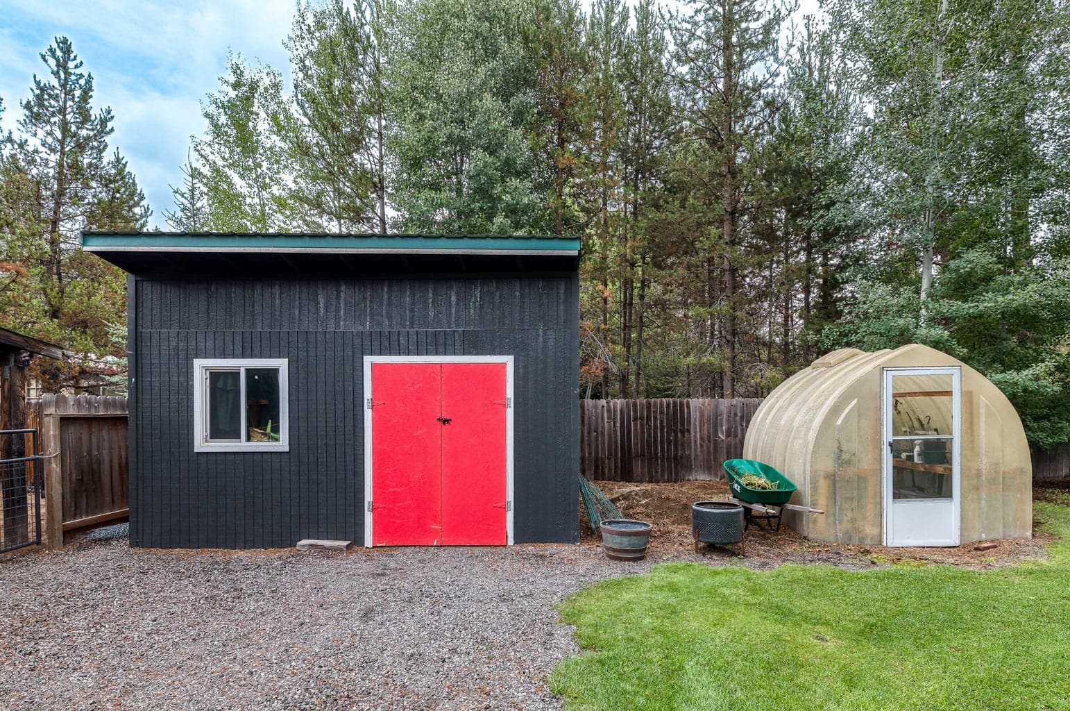 Photo of 16051 Leona Lane 11 of 37