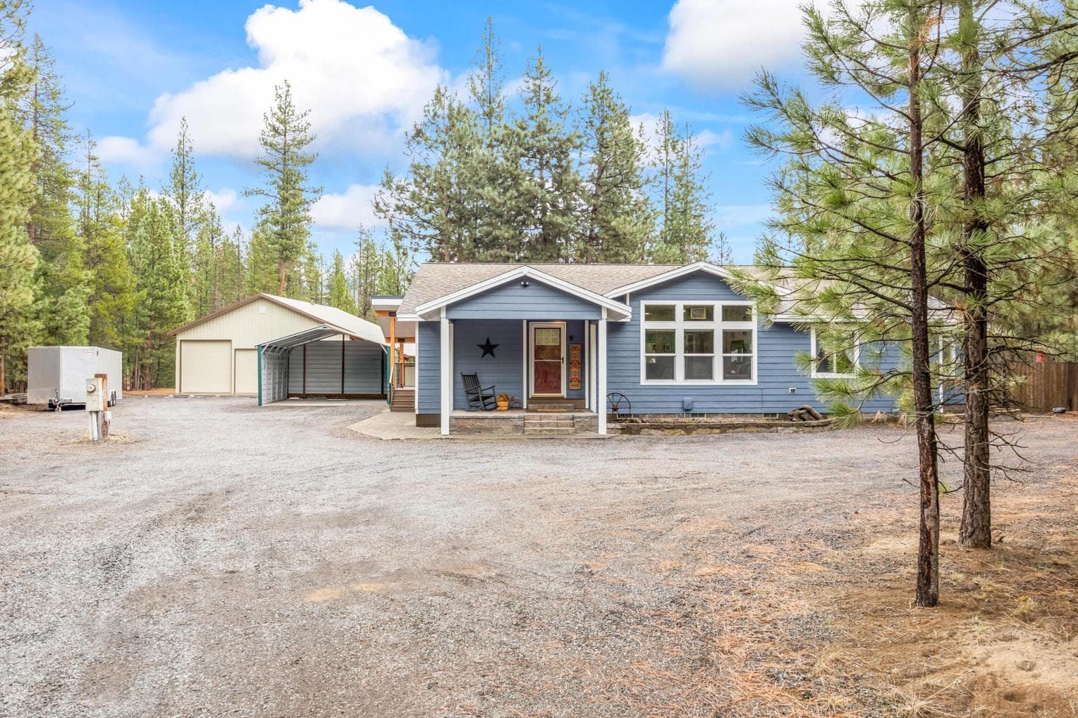 Photo of 15161 Ponderosa 2 of 44