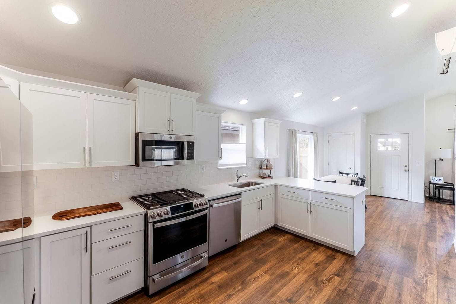 Photo of 3210 NW 10th Street 11 of 23
