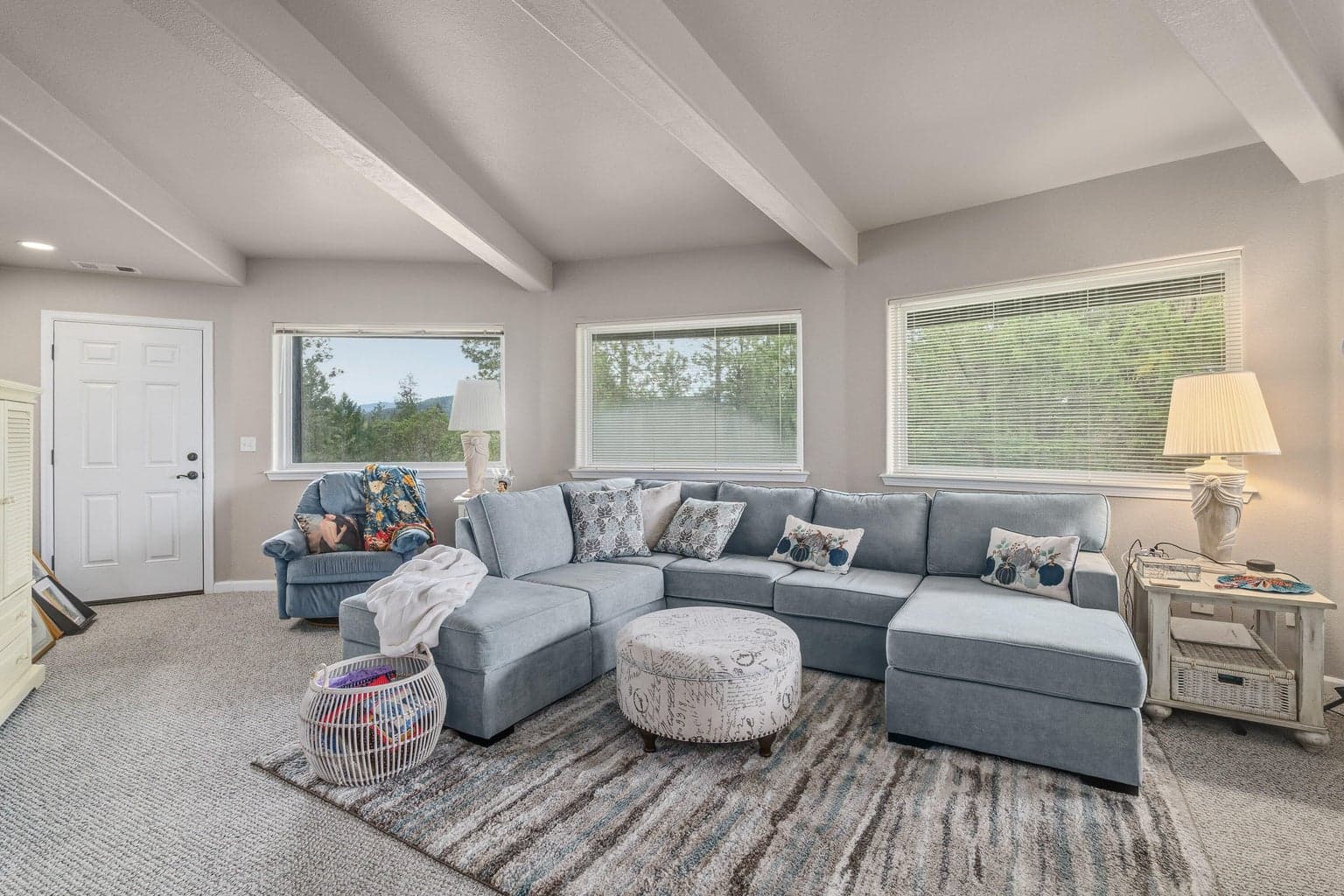 Photo of 398 Madrone Ridge 6 of 46