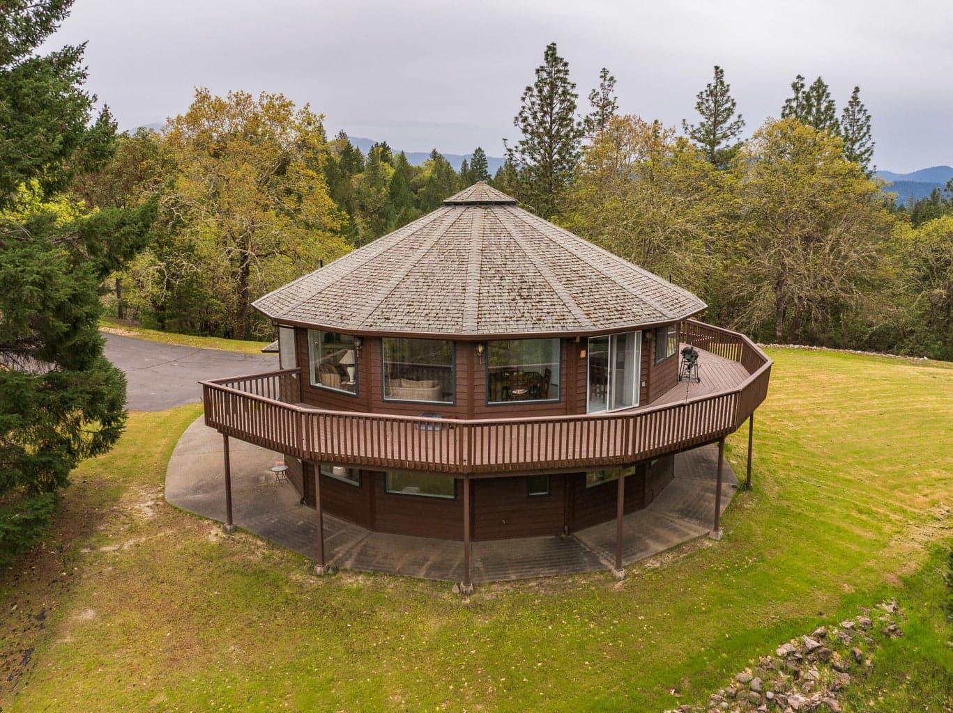 398 Madrone Ridge
