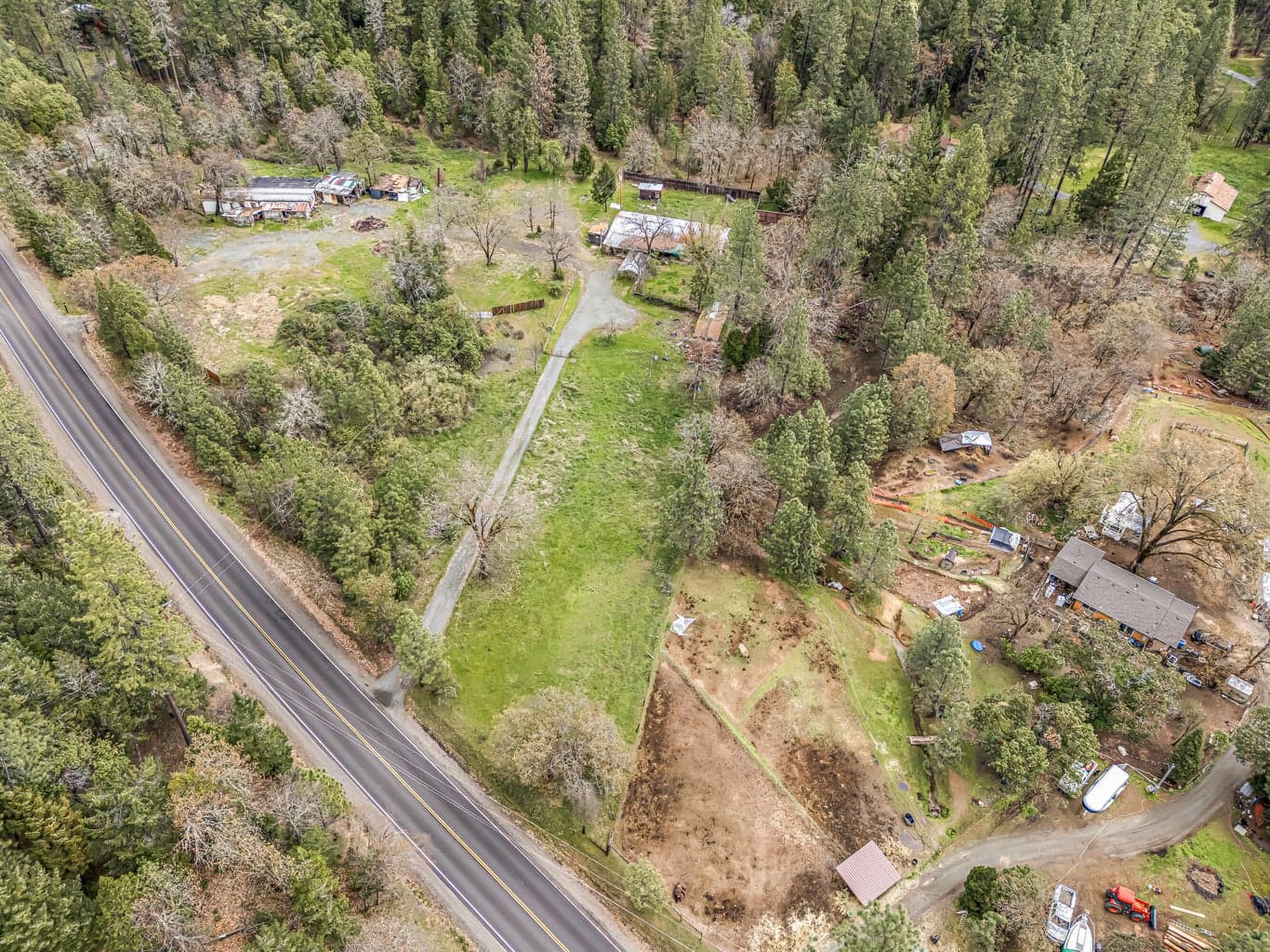 Photo of 9600 Evans Creek 2 of 11
