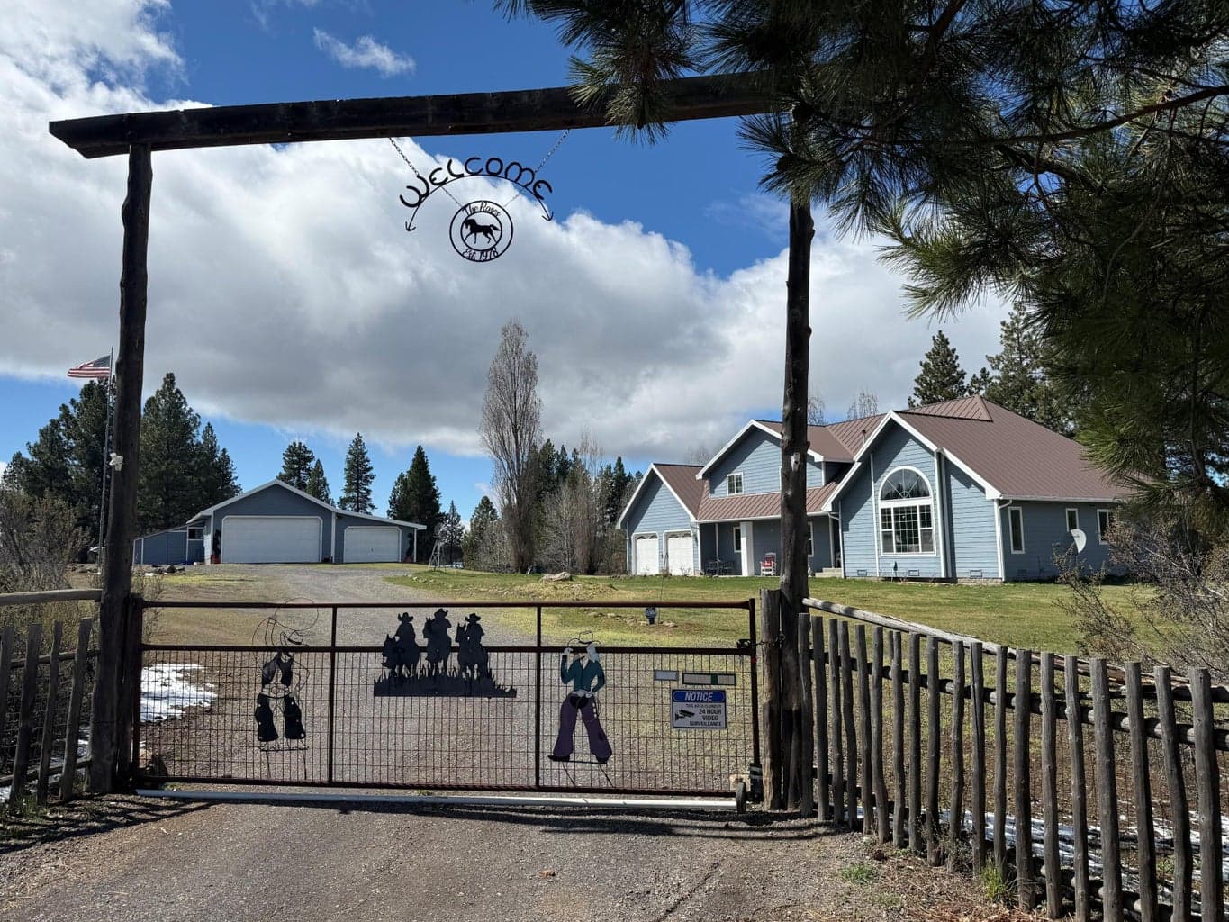 44220 Cowboy Hill