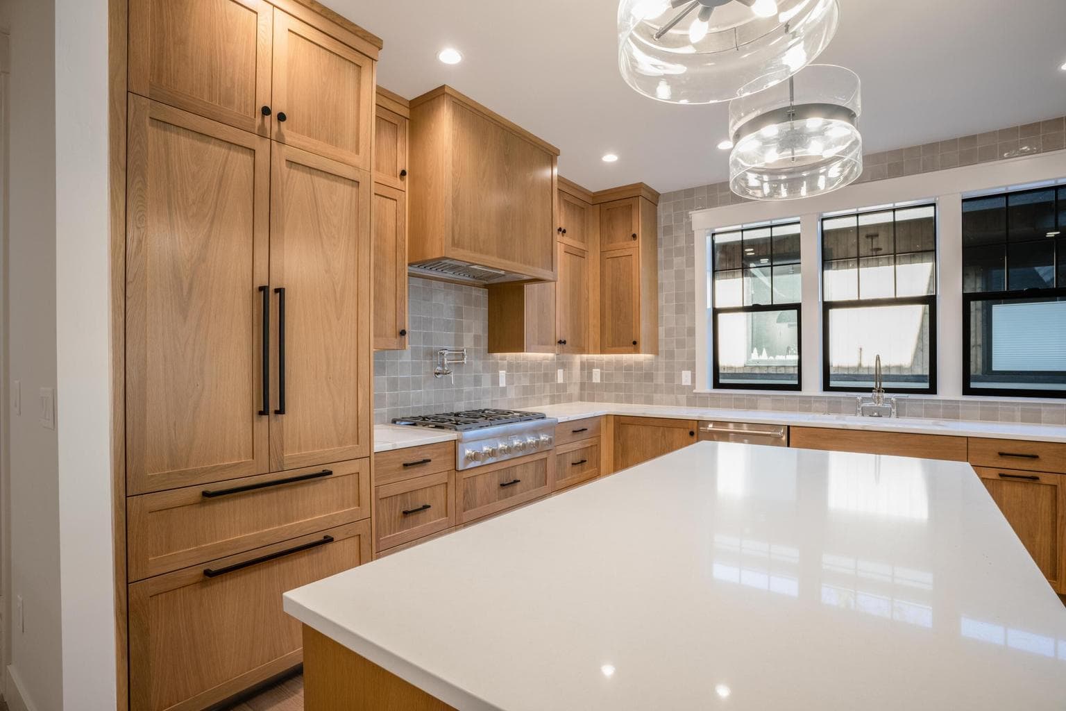 Photo of 2999 NW Polarstar Avenue 9 of 31