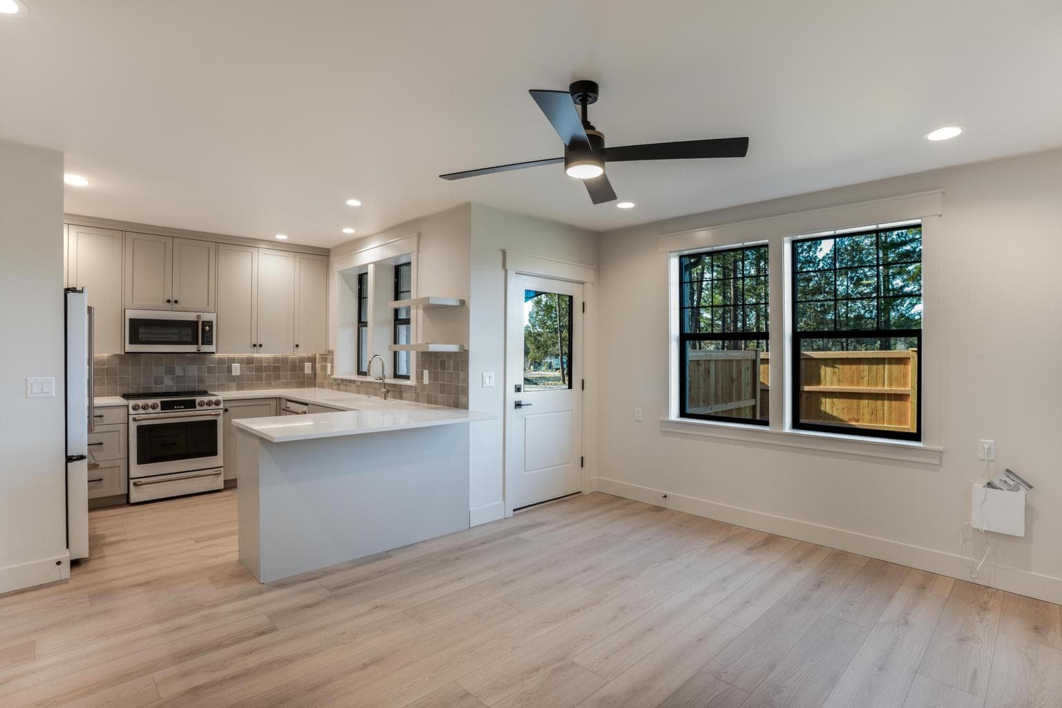 Photo of 2999 NW Polarstar Avenue 21 of 31
