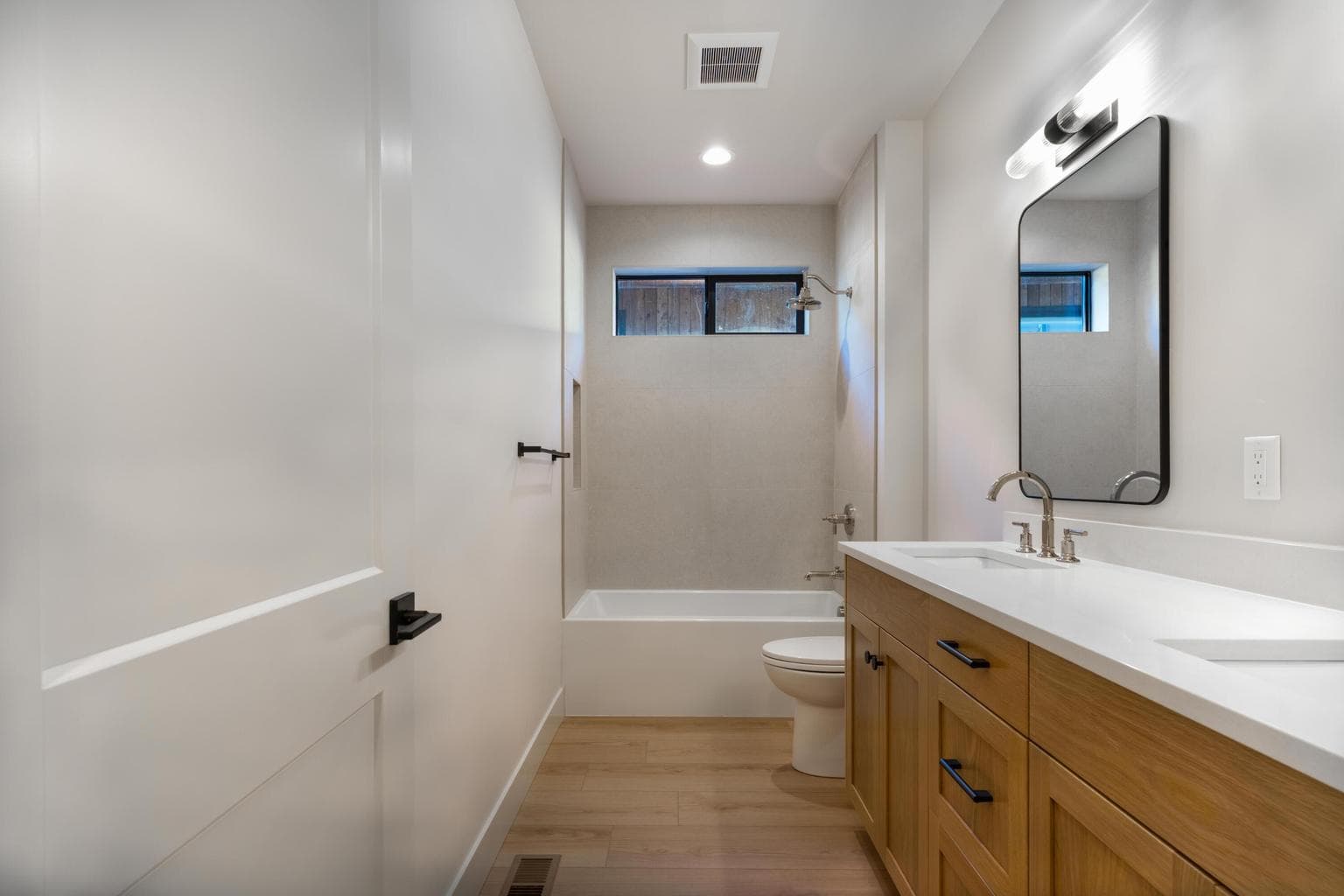 Photo of 2999 NW Polarstar Avenue 29 of 31