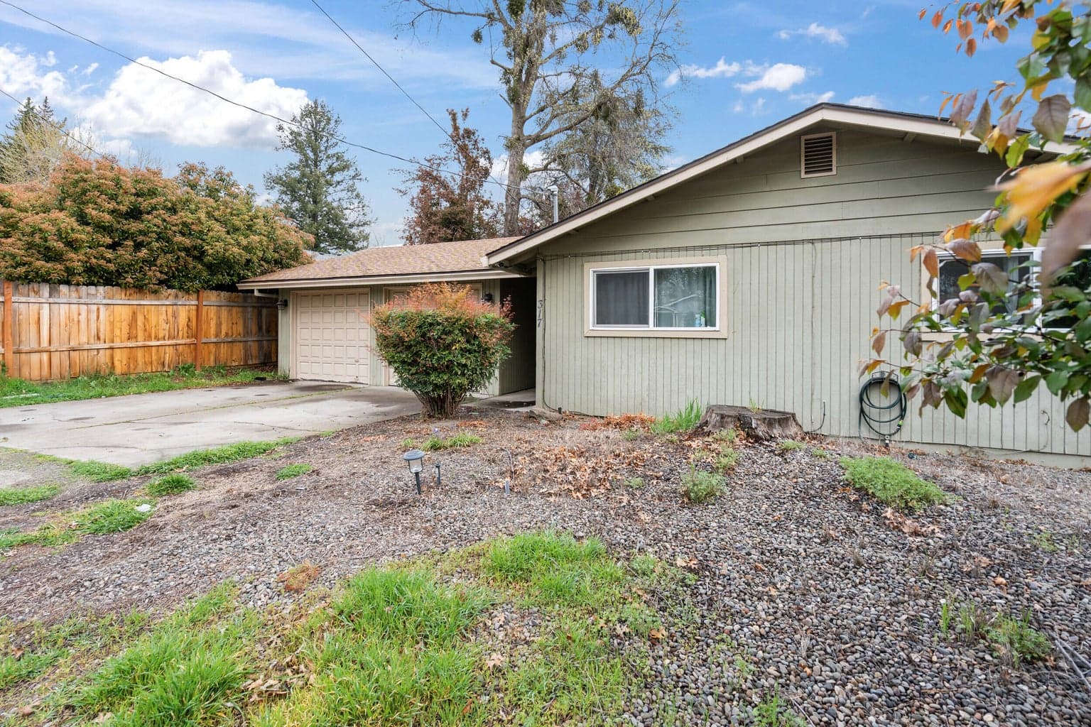 Photo of 317 Highland 2 of 27