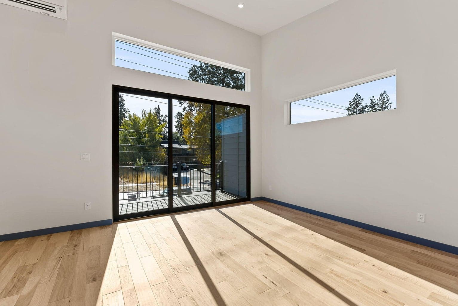 Operable, three panel slider