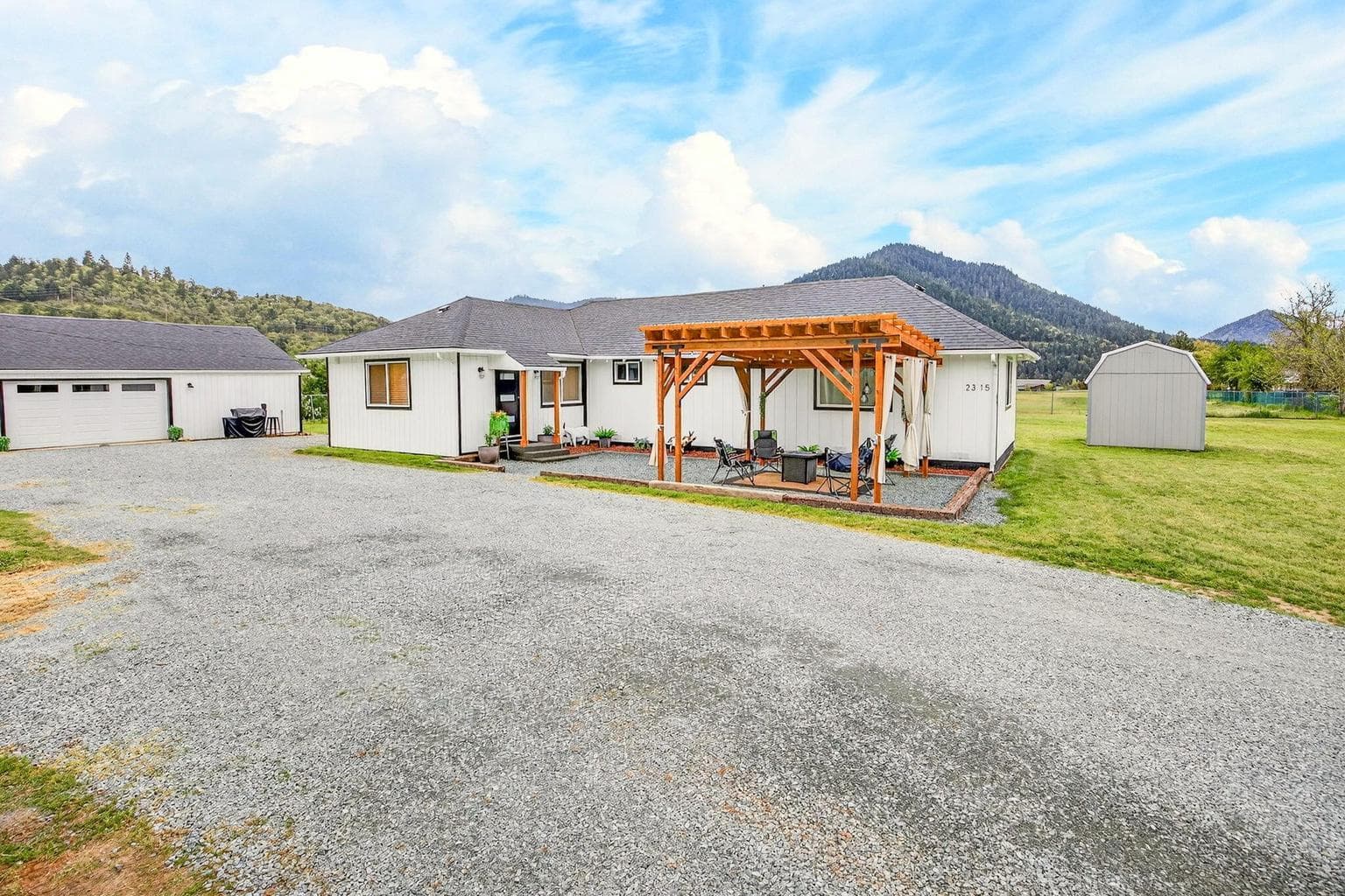 Photo of 2315 Foothill 2 of 44