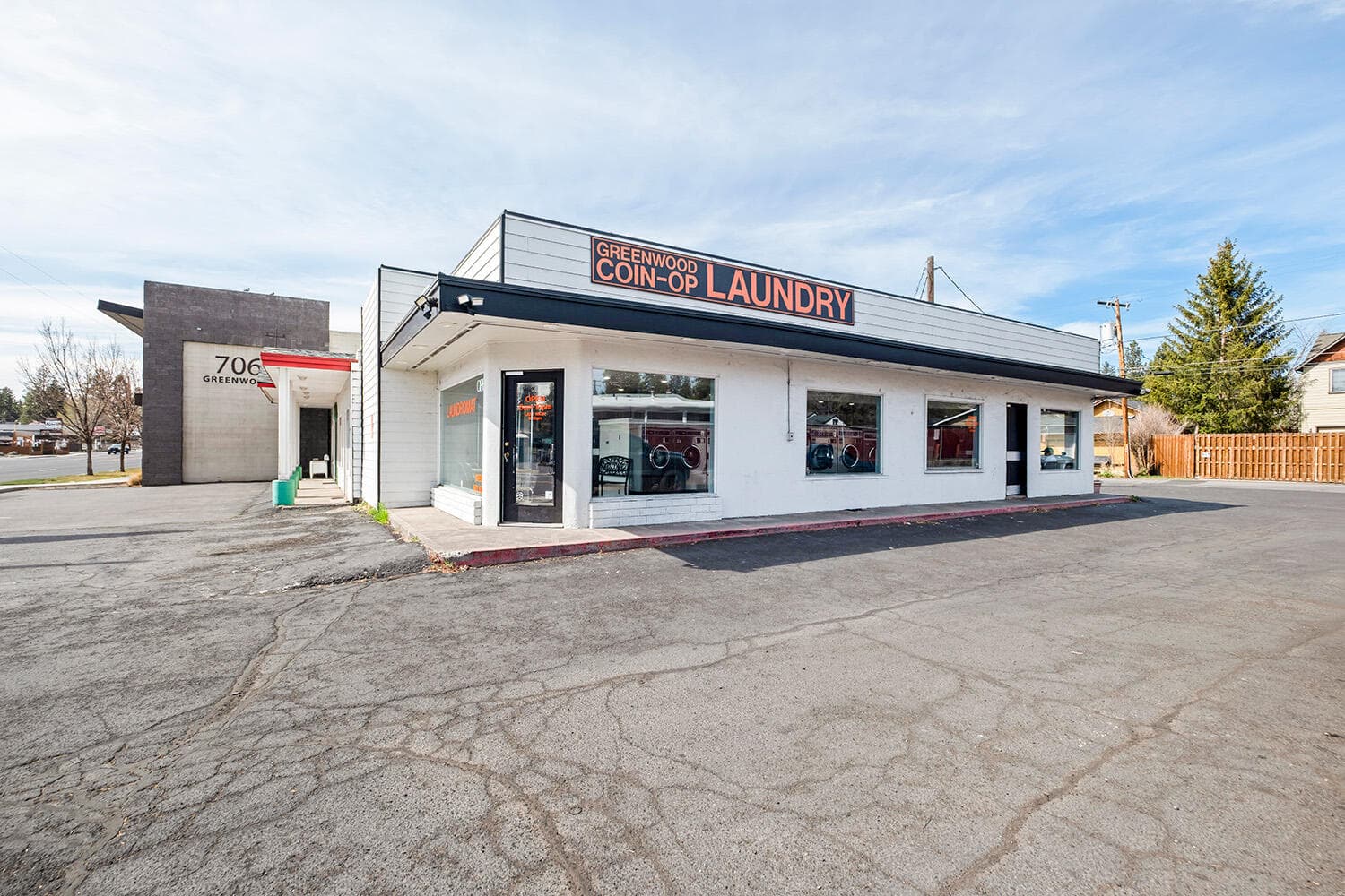 Photo of 734 Greenwood 1 of 18