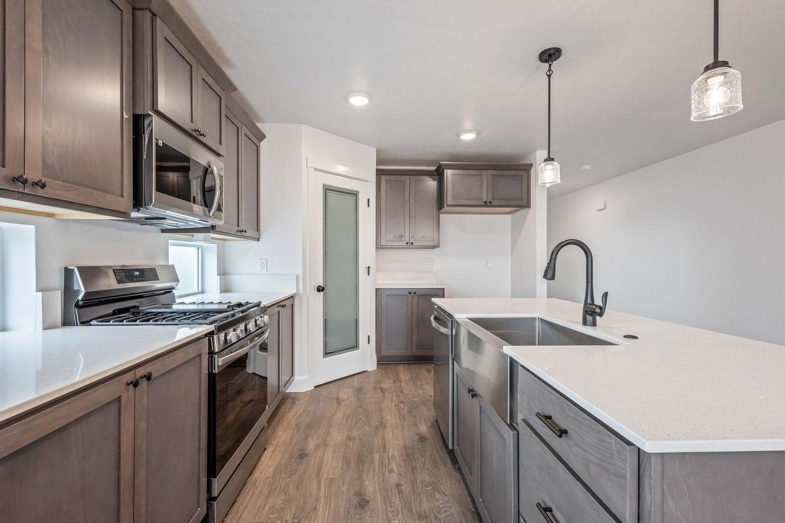 Photo of 429 NW Monte Vista Avenue 6 of 24