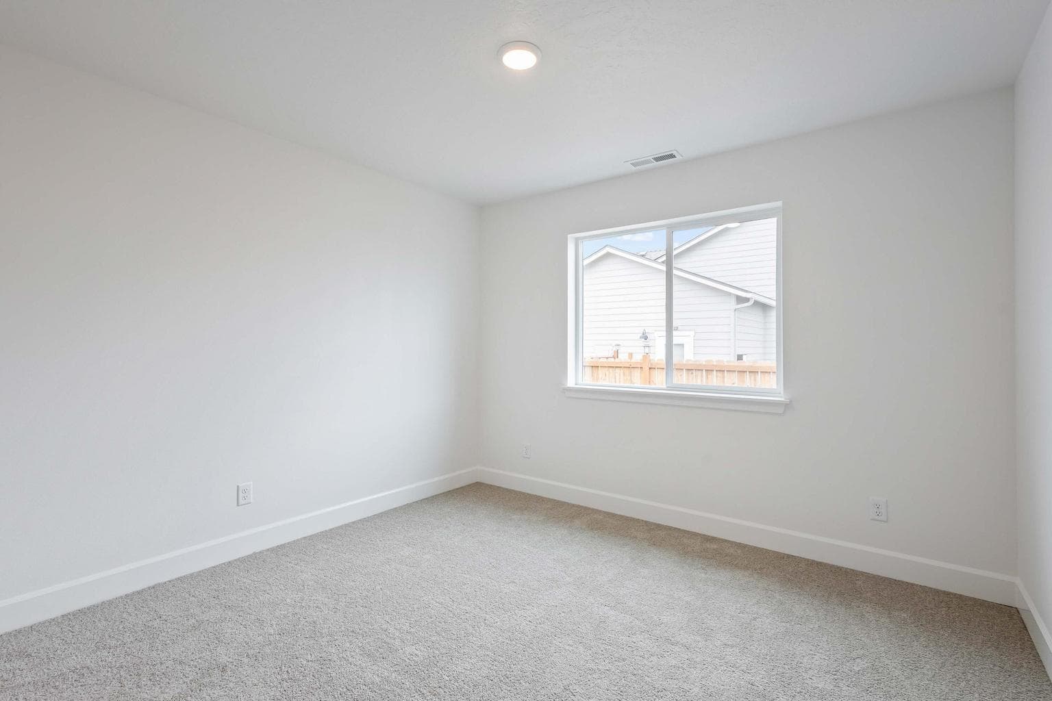Photo of 429 NW Monte Vista Avenue 18 of 24