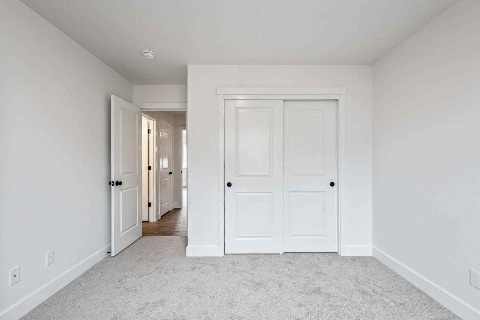 Photo of 429 NW Monte Vista Avenue 19 of 24