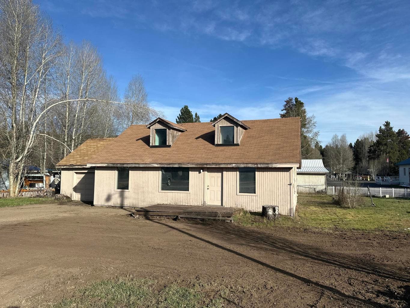 136863 Highway 97