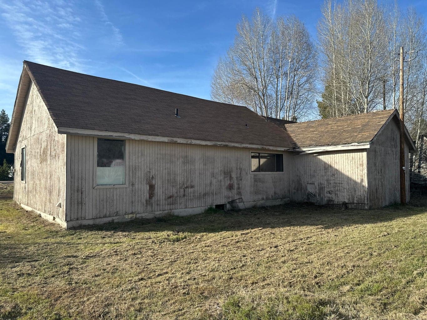 Photo of 136863 Highway 97 3 of 19