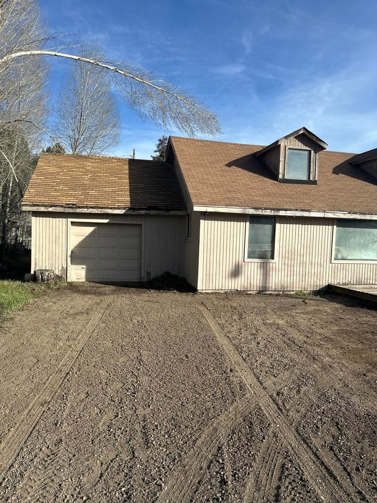 Photo of 136863 Highway 97 4 of 19