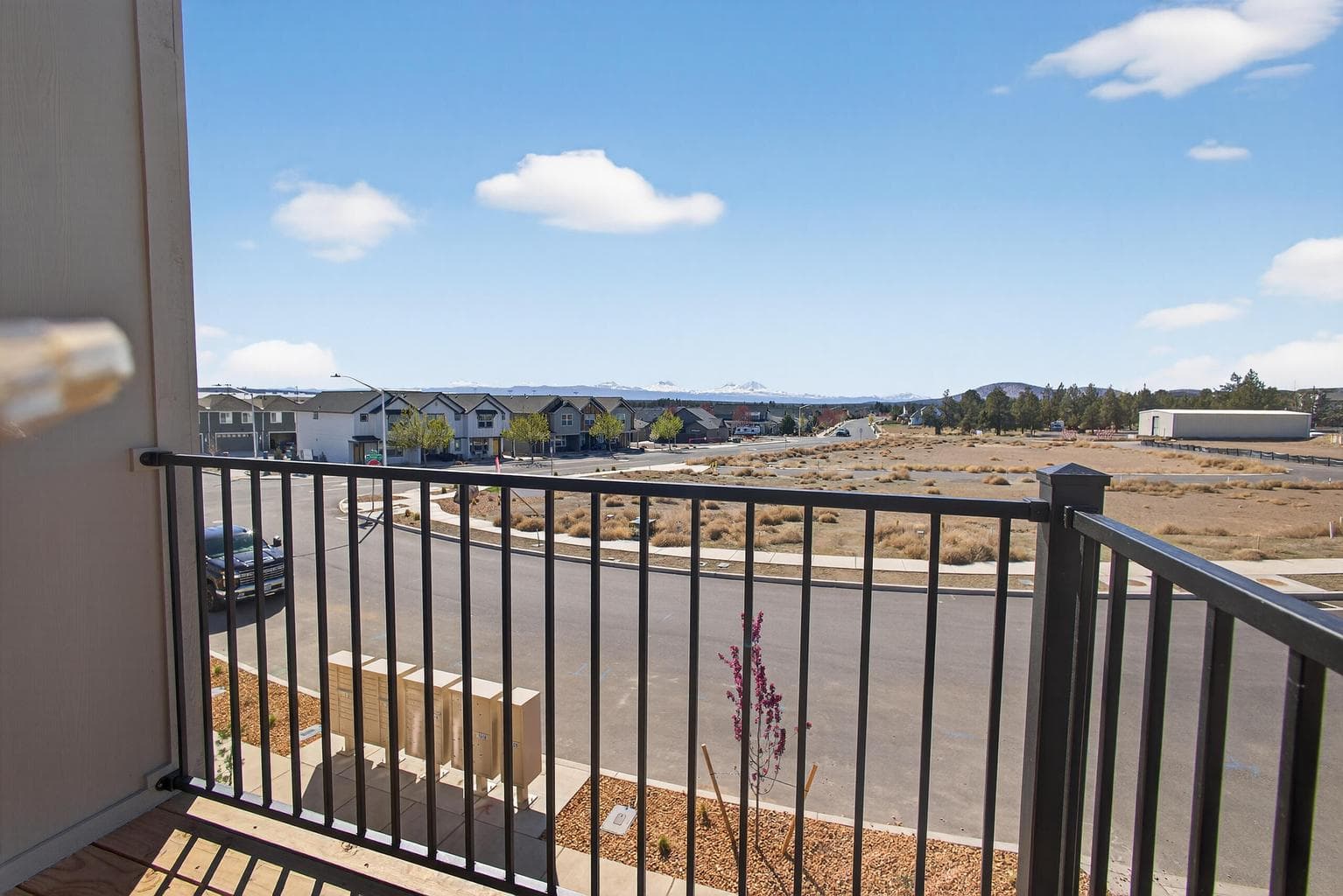 Photo of 4076 39th 5 of 36