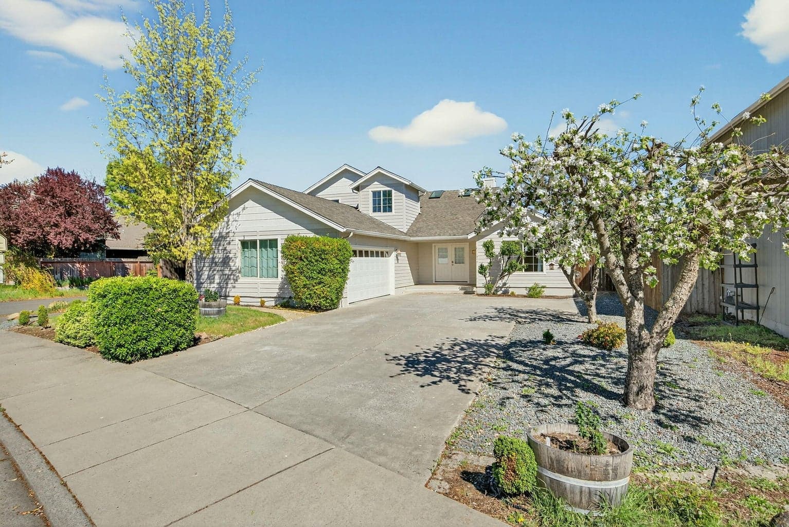 Photo of 1044 Havenwood 2 of 48