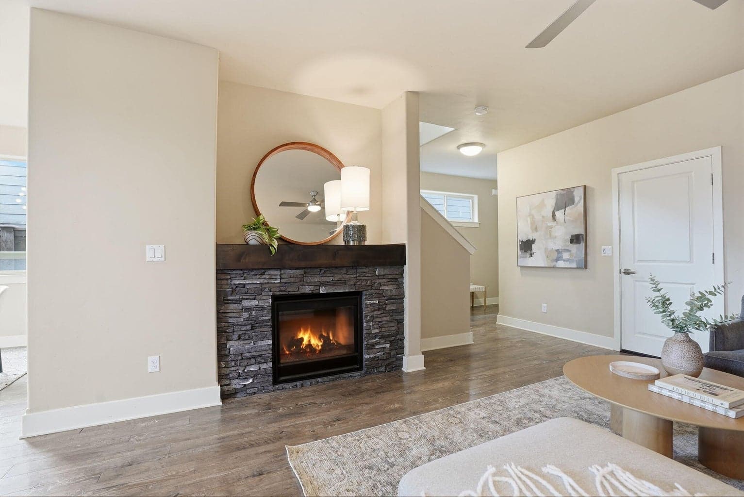 Photo of 63148 Hadley 5 of 27