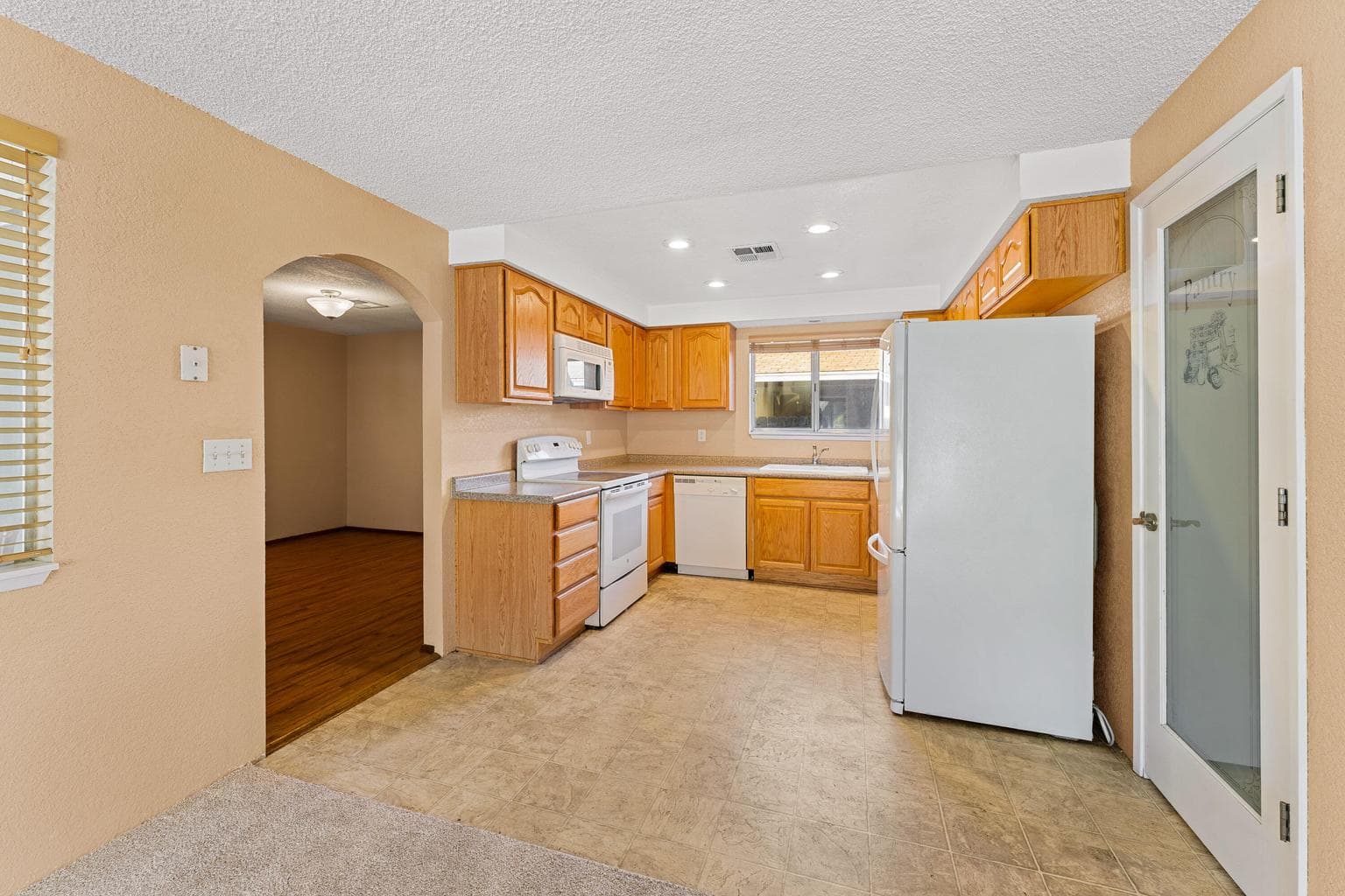 Photo of 103 Wards Creek 4 of 17