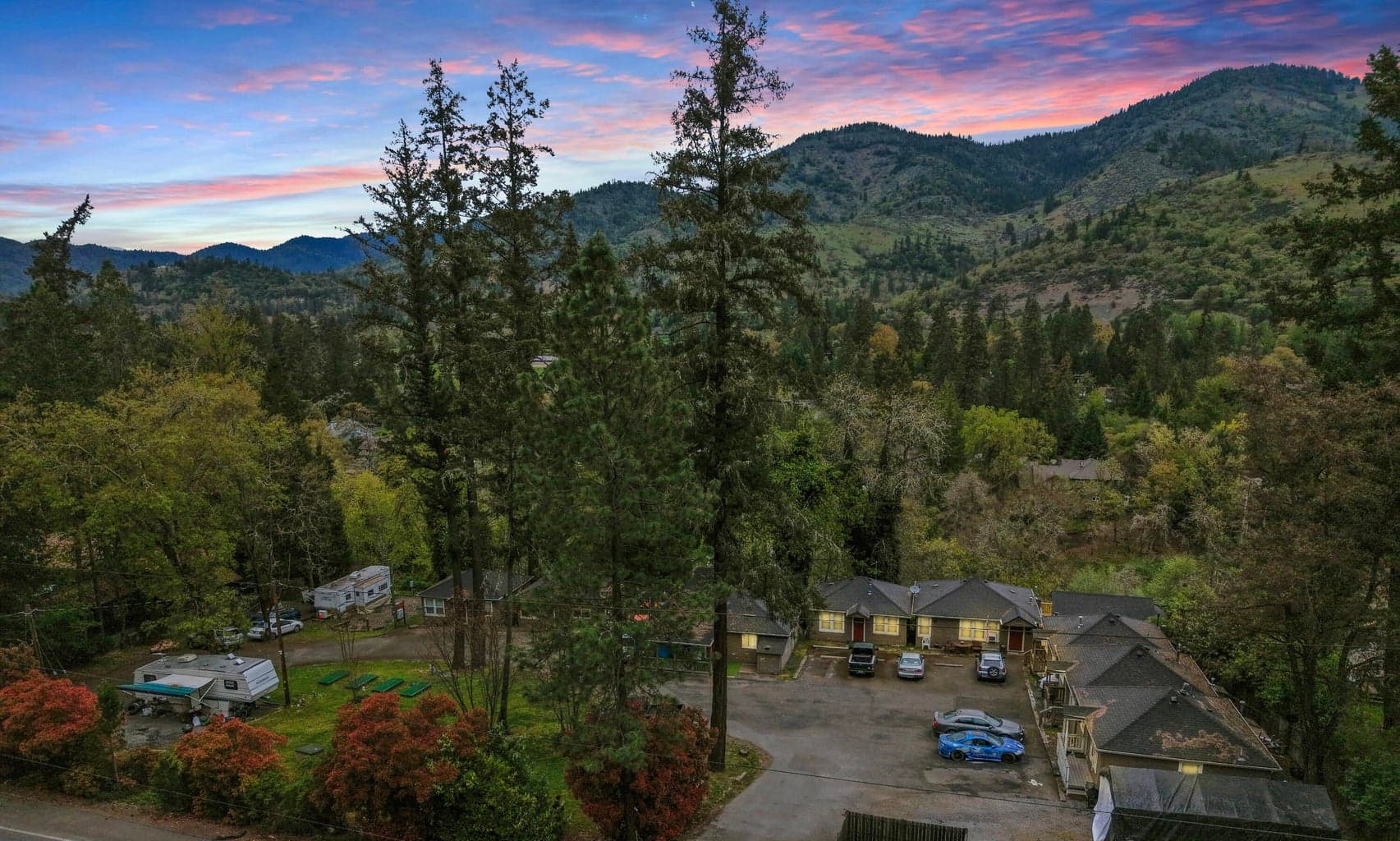 4600 Rogue River