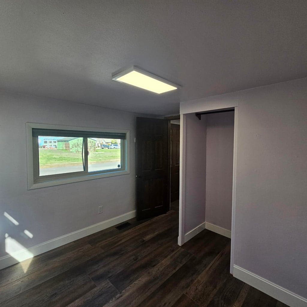 Photo of 725 8th 4 of 23